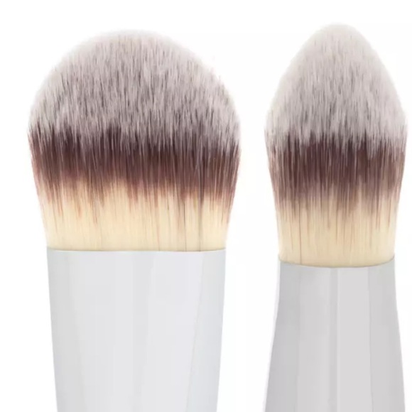 ONLY 1! It Cosmetics Heavenly Luxe Foundation Paddle Brush 🪞NEW IN BOX - Picture 2 of 4